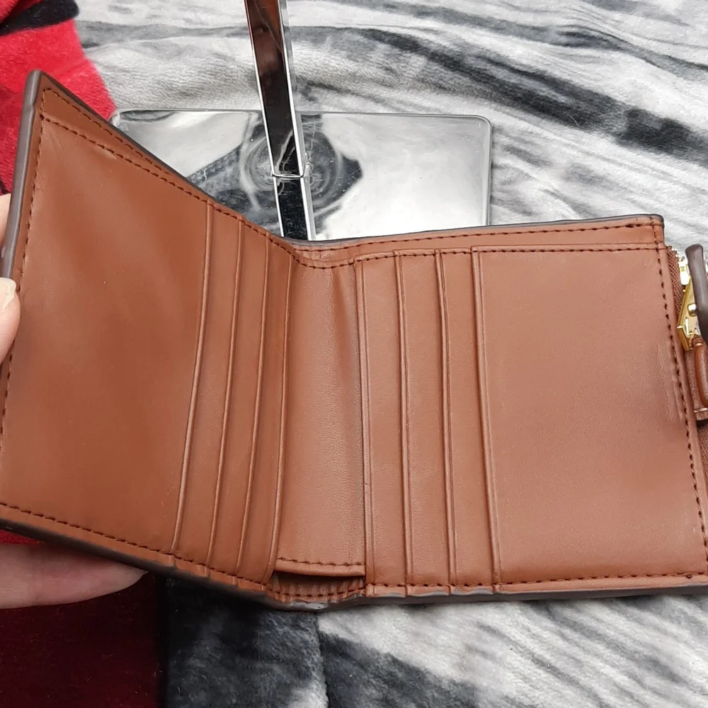 Mango Moldovan Wallet